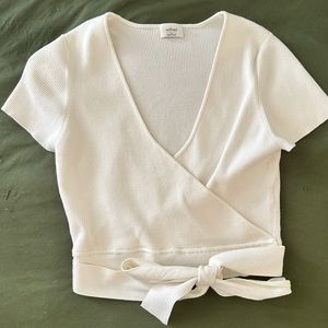 Wilfred cross tied crop